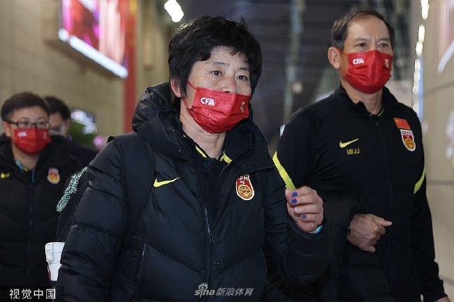 屁股又大又圆肥臀岳